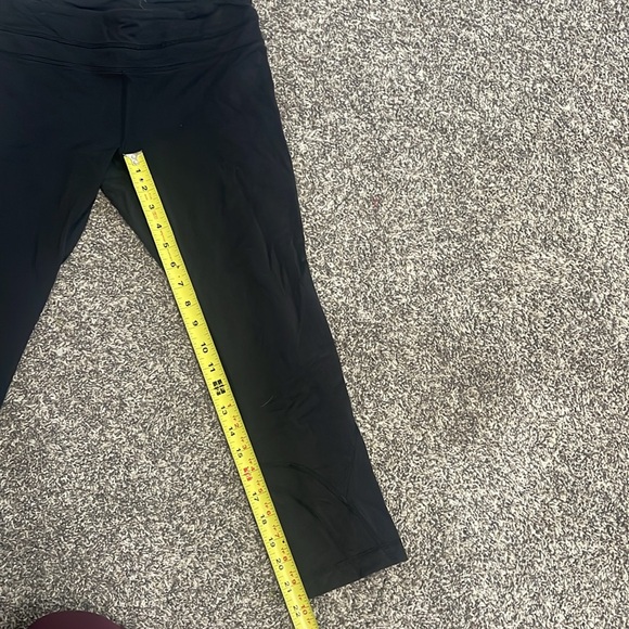 Lululemon Crop Leggings - Picture 7 of 7